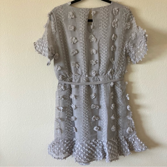 & Mercy Grey Floral Applique Flounce Dress | Size M | New No Tags - Picture 5 of 7